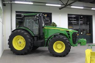 новый трактор колесный JOHN DEERE 8320R