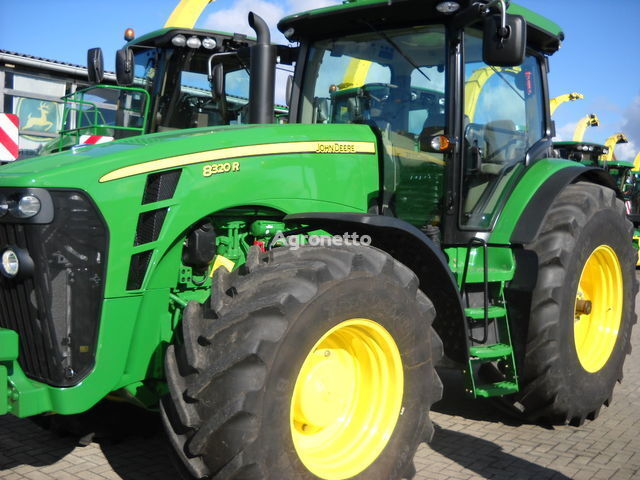 трактор колісний John Deere 8320 R (НОВЫЙ)