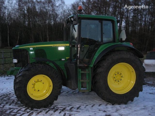 John Deere 6920S wheel tractor