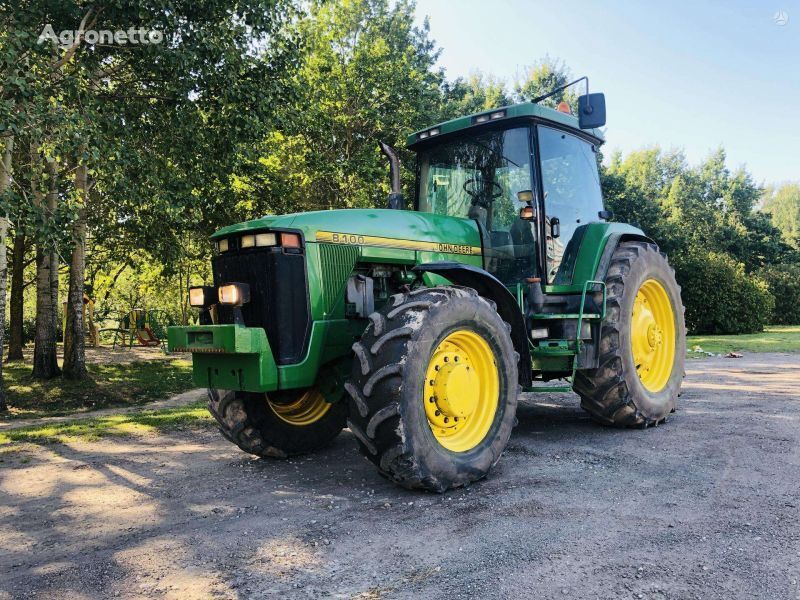 John Deere 8100 wheel tractor