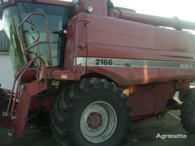 зернозбиральний комбайн Case IH 2166