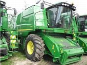 зернозбиральний комбайн John Deere T 660